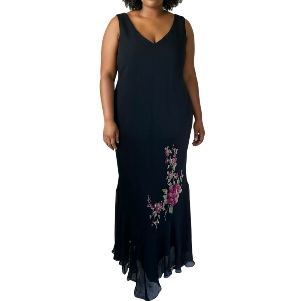 Dressbarn Vtg 90s Y2K Silk Maxi Dress Floral Detail Whimsygoth Asymmetrical Hem